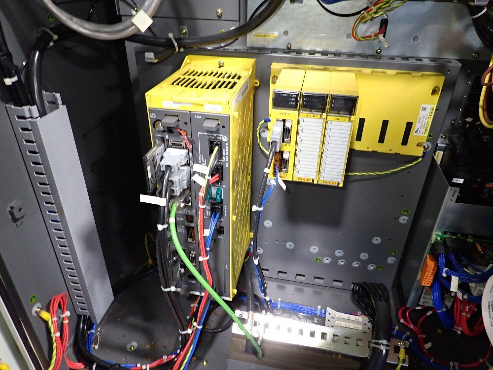 Fanuc 2010 Fanuc R 2000ib/165f Robot - R 2000ib / 165f