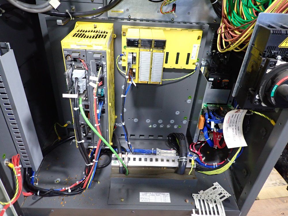 Fanuc 2010 Fanuc R 2000ib/165f Robot - R 2000ib / 165f