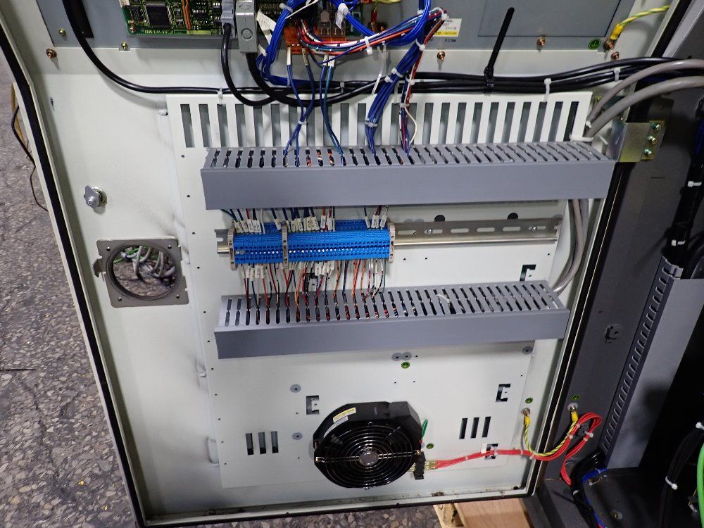 Fanuc 2010 Fanuc R 2000ib/165f Robot - R 2000ib / 165f