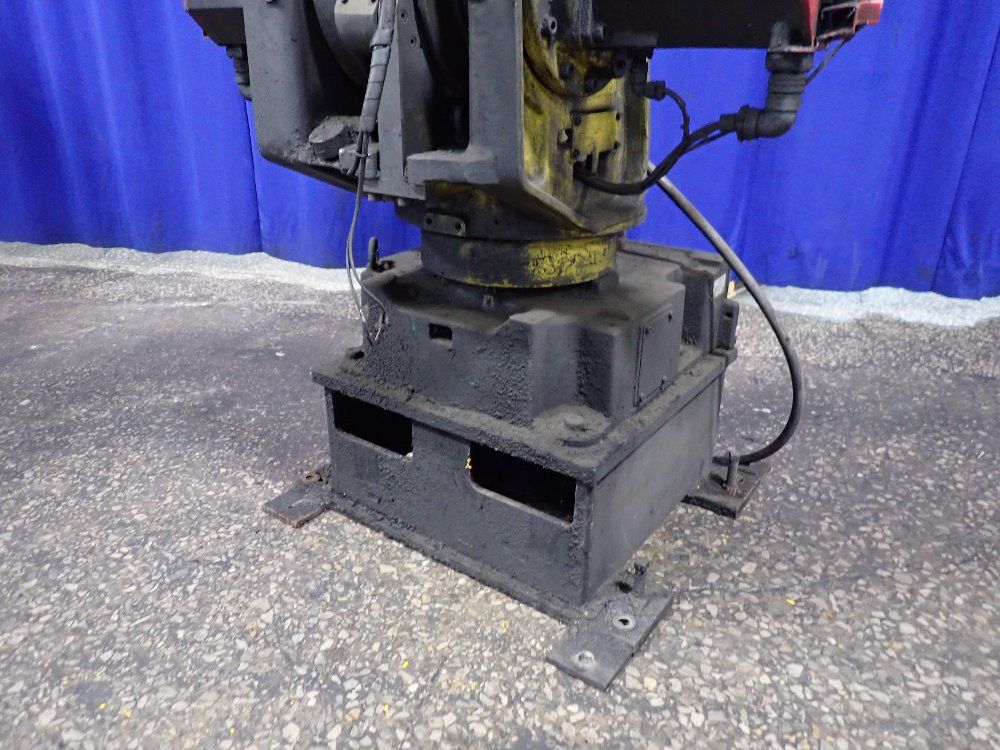 Fanuc 2002 Fanuc M-420ia Robot - M-420ia
