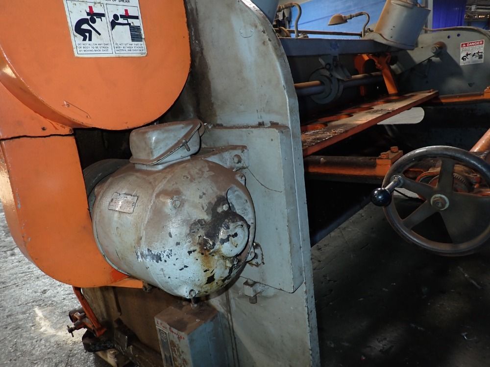 Cincinnati 120" 120" Shear