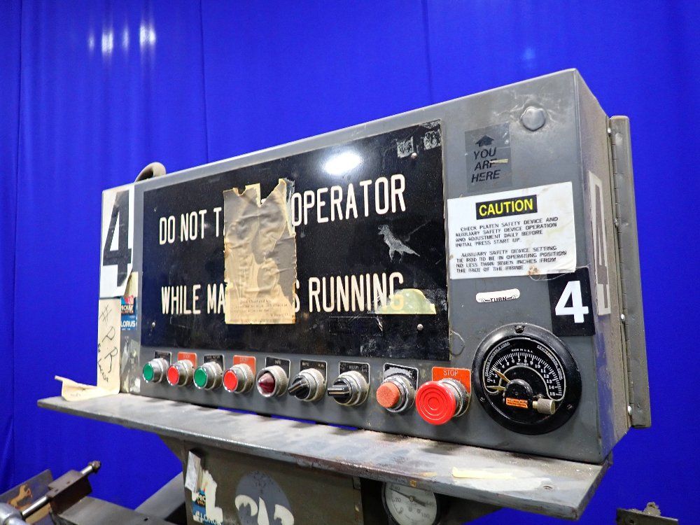 Thomson National Press Co. 43" Cutting & Creasing Machine - 8-6ac-dm