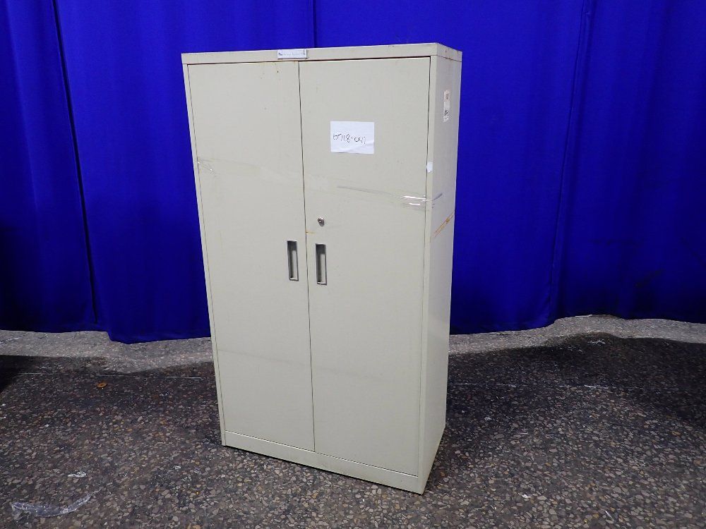 Steelcase 15"x36" Shelves Storage Cabinet - 730581