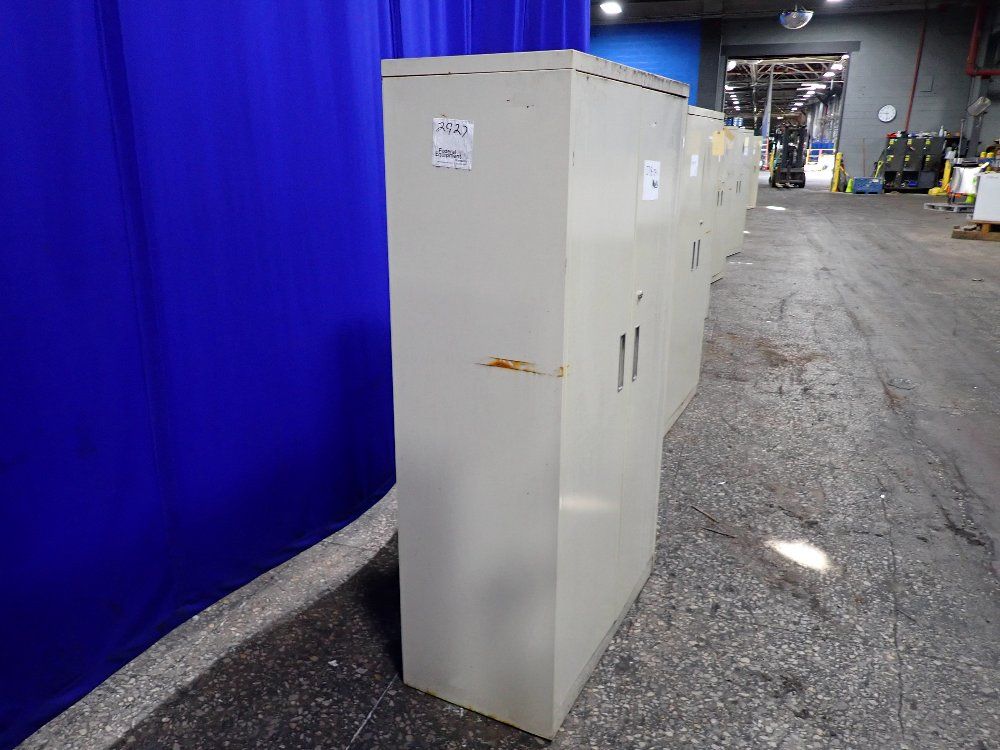 Steelcase 15"x36" Shelves Storage Cabinet - 730581