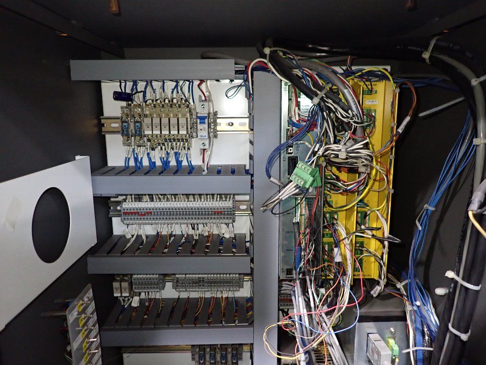 Fanuc 2010 Fanuc R-30ia Robot Control Cabinet - R-30ia