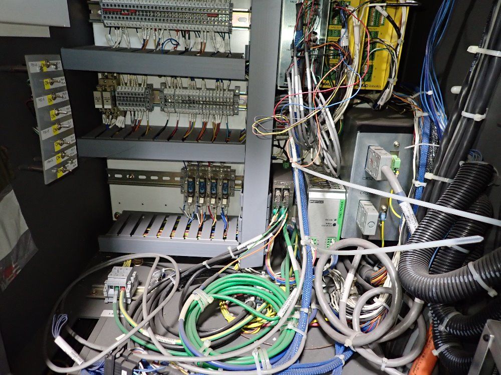 Fanuc 2010 Fanuc R-30ia Robot Control Cabinet - R-30ia