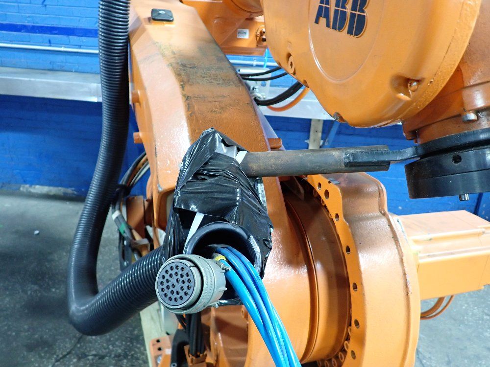 Abb 2011 Abb Irb6640 M2004 Robot - Irb6640 M2004