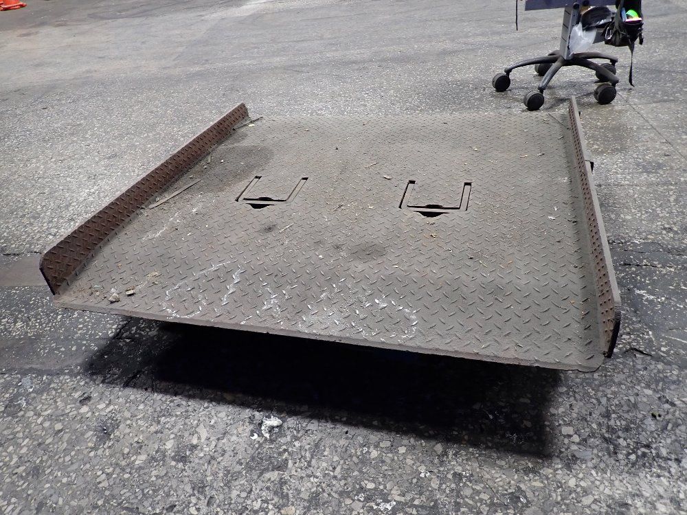 61"x60" Dock Plate