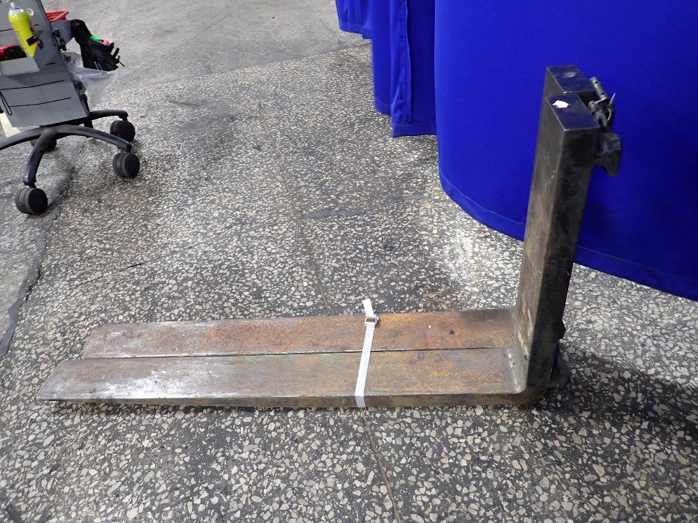 5"x44" Forklift Forks