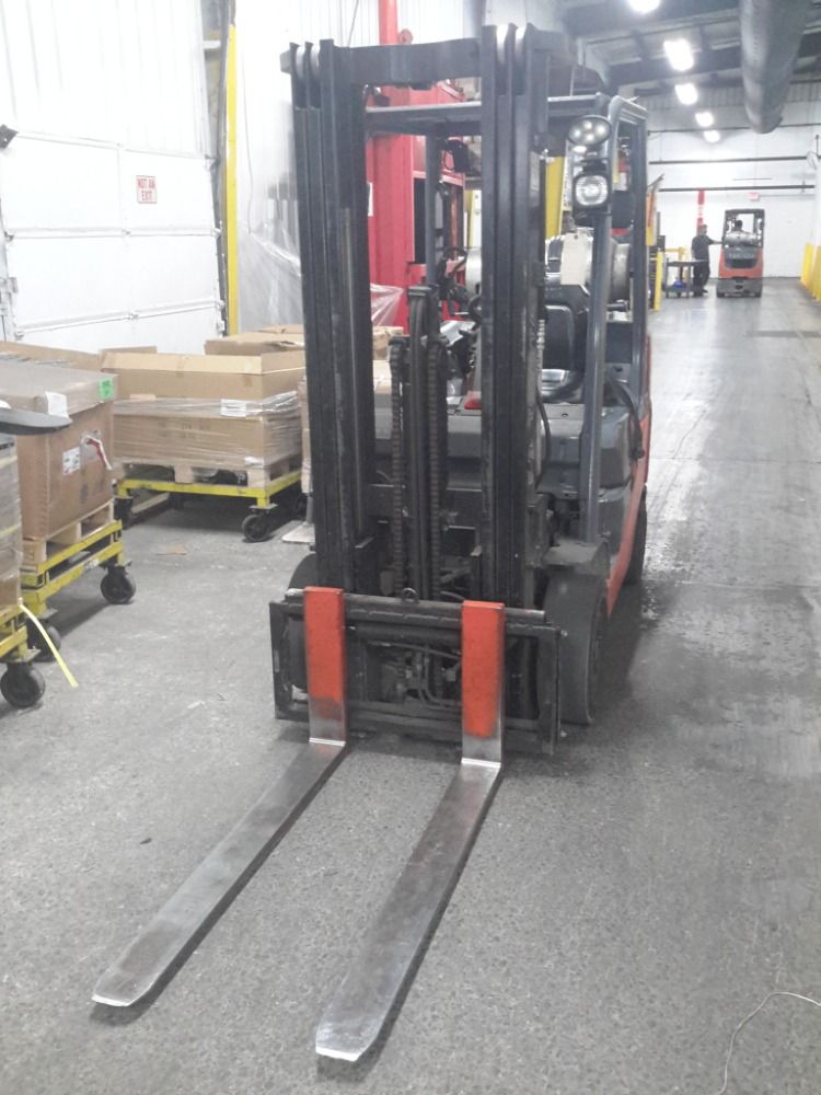 Toyota 4,500 Lb 2017 Toyota 4500 Lbs Propane Forklift - 8fgcu25