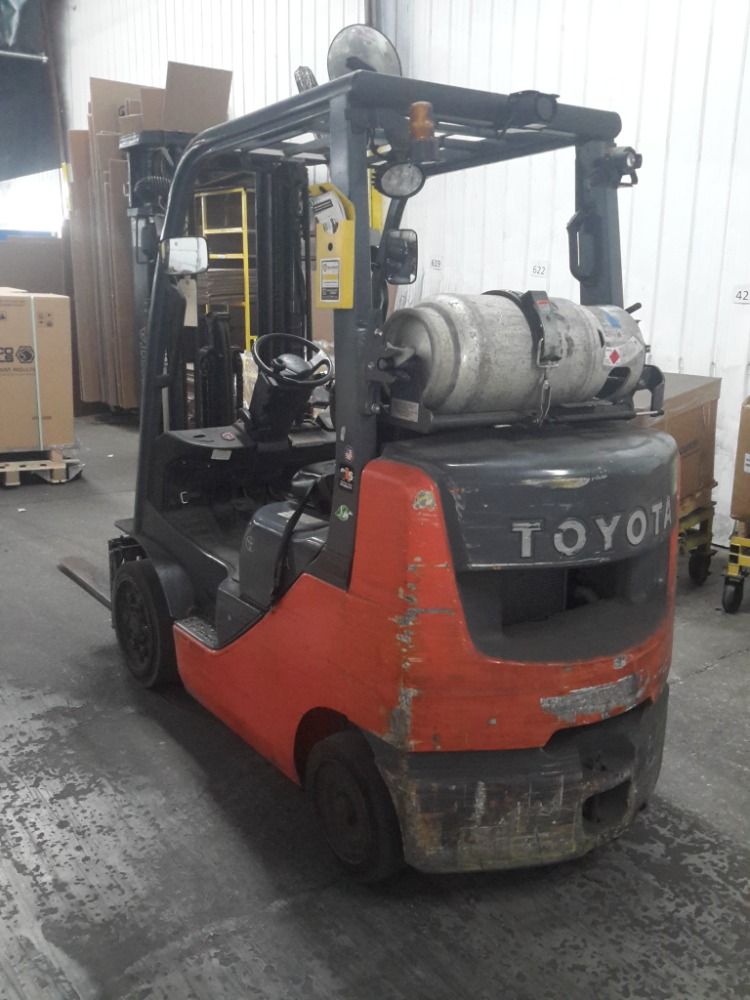 Toyota 4,500 Lb 2017 Toyota 4500 Lbs Propane Forklift - 8fgcu25