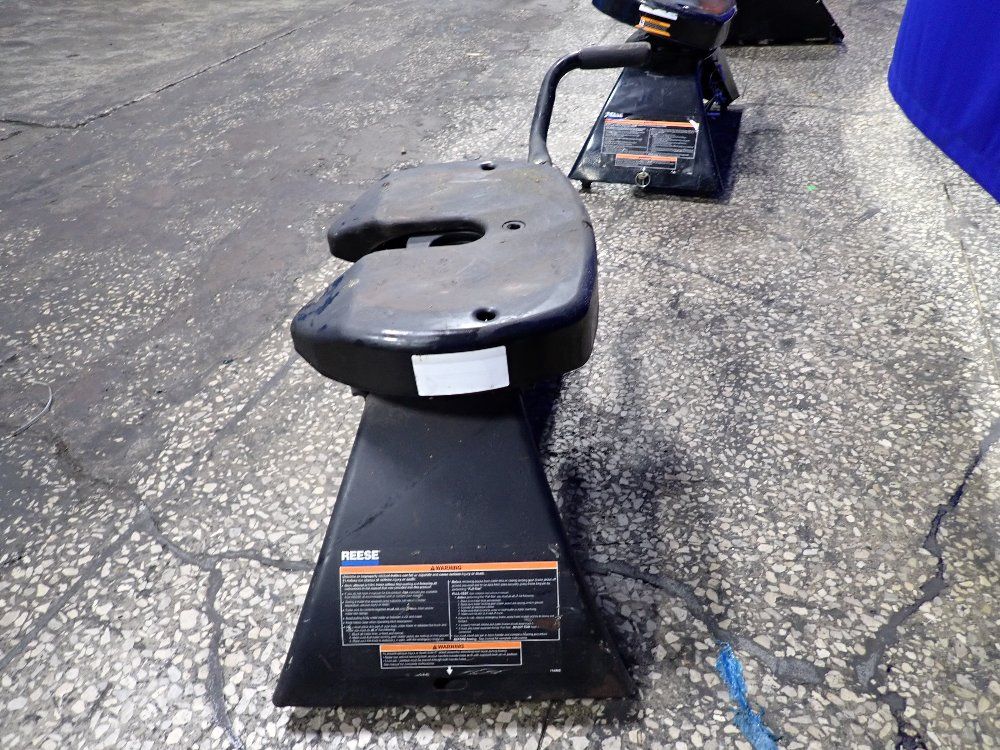 Reese 26,000 Lbs 5th Wheel Hitch - Elite Re25