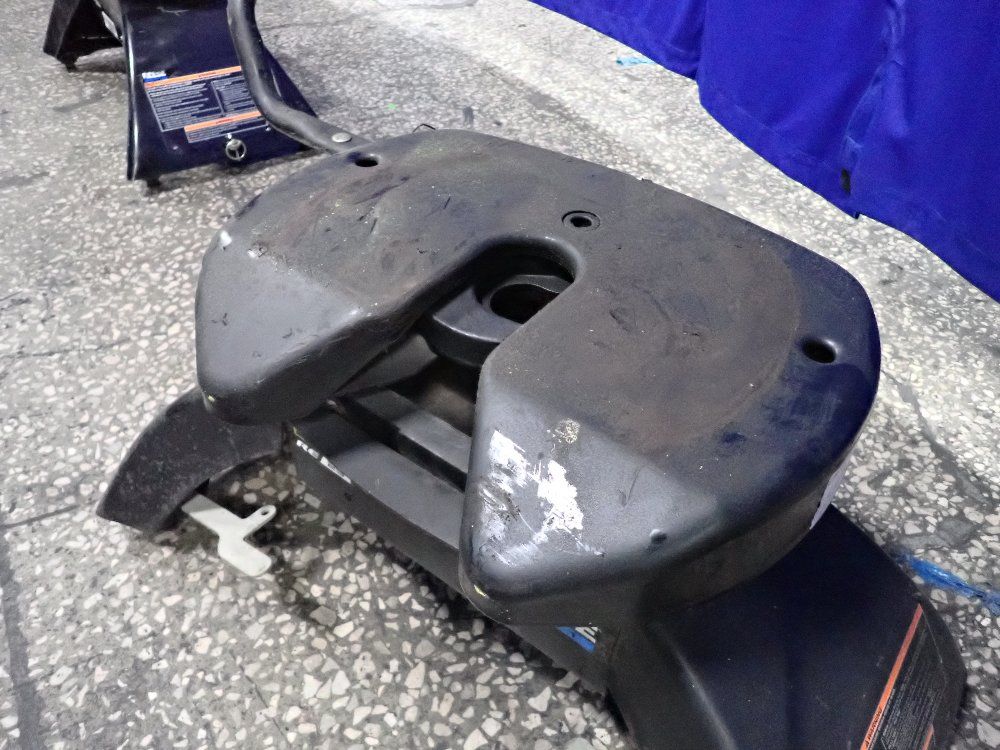 Reese 26,000 Lbs 5th Wheel Hitch - Elite Re25