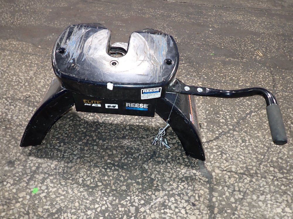 Reese 18,000 Lbs 5th Wheel Hitch - Elite Re18