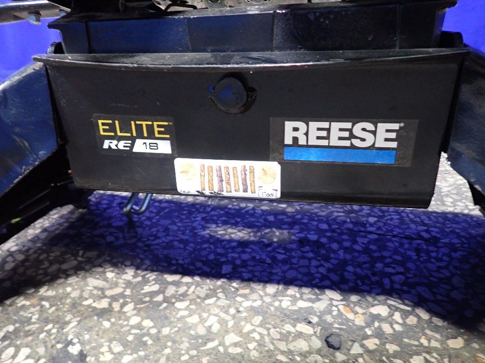 Reese 18,000 Lbs 5th Wheel Hitch - Elite Re18