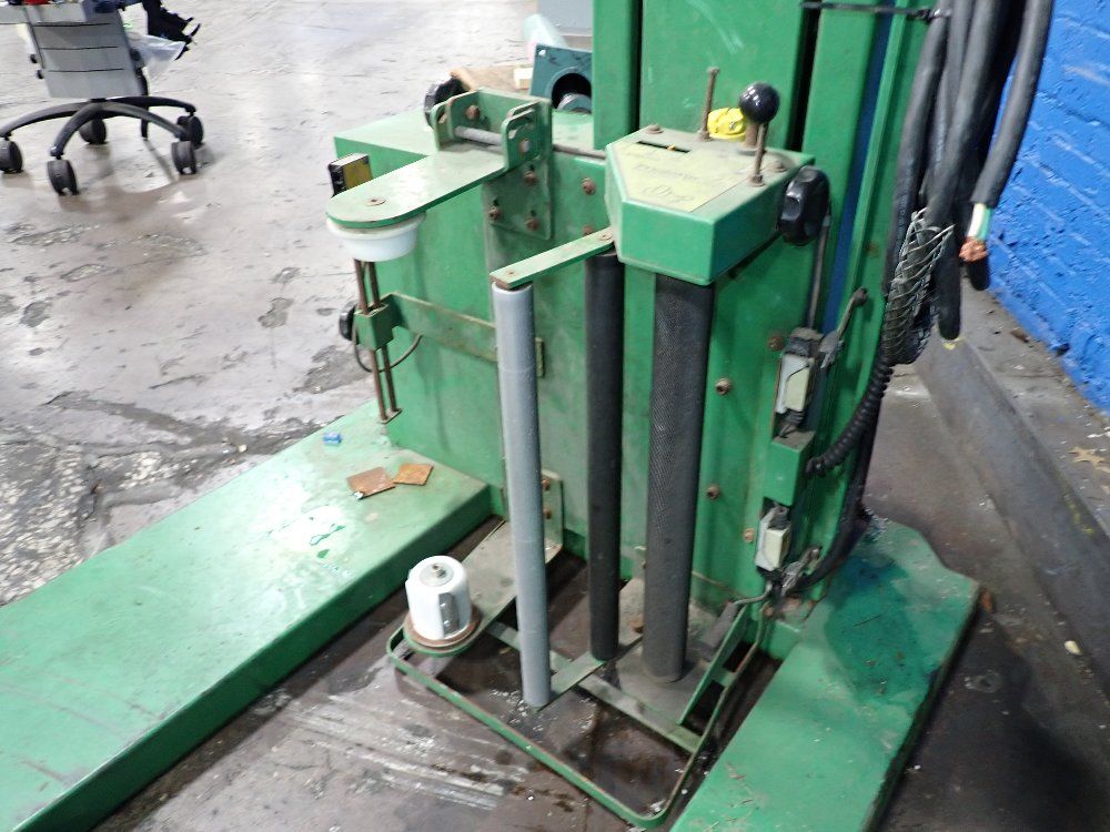 Highlight 59" Stretch Wrapper - Predator Ss