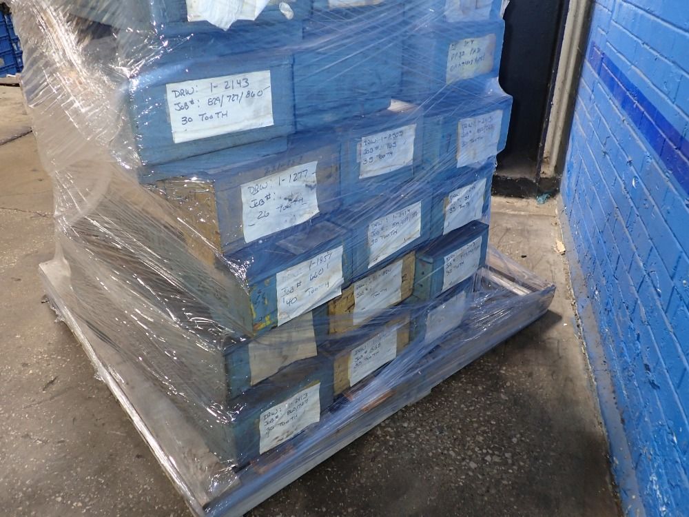 Wood Crates W/hinged Lids