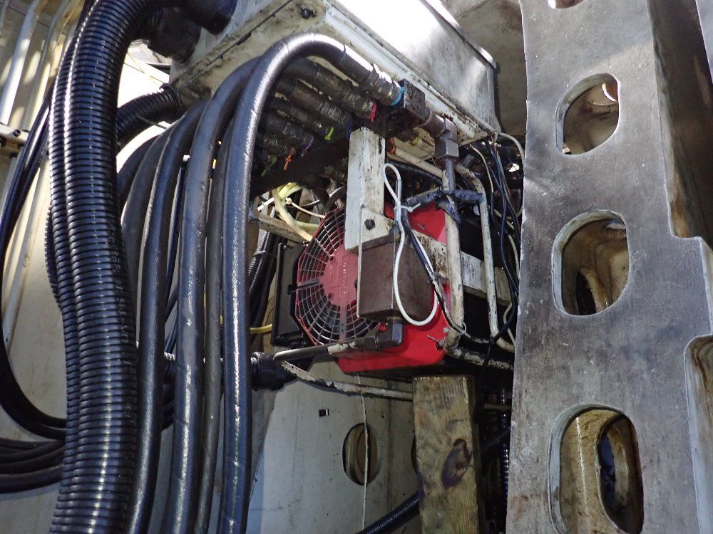 Doosan Infracore 19 1/2" X 19 1/2" 2006 Doosan Infracore Dhm-500 Horizontal Machining Center - Dhm-500