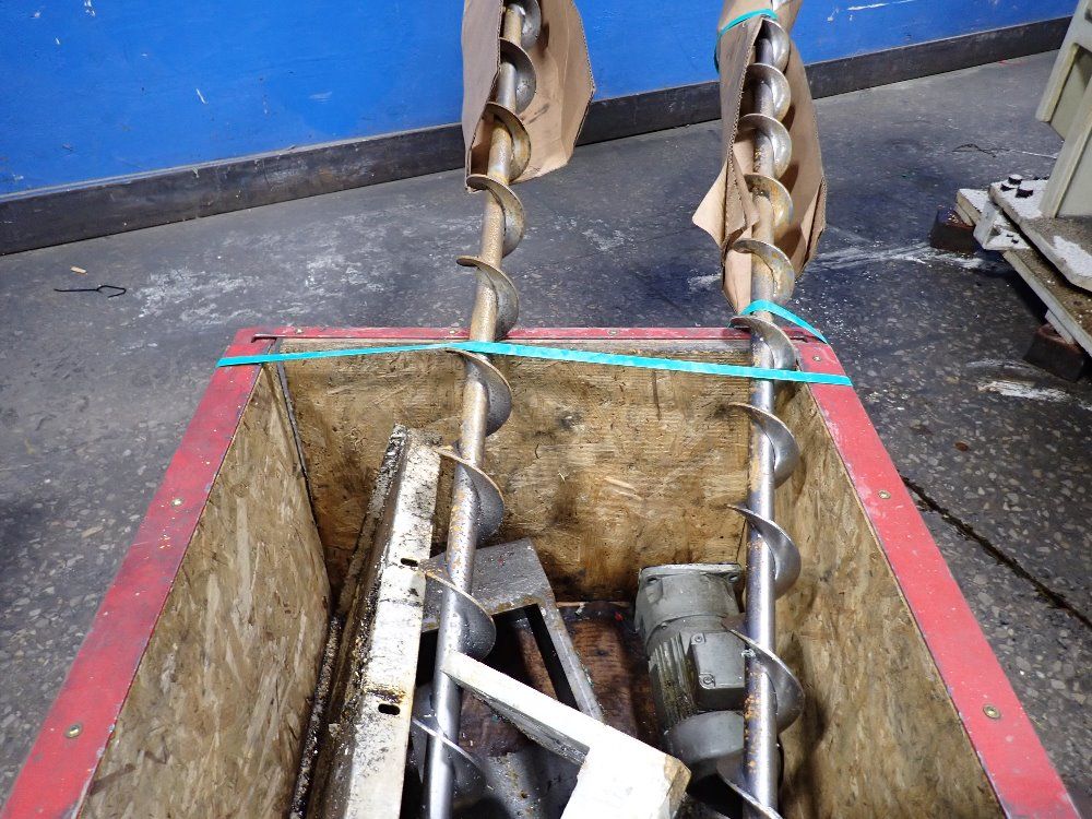 Doosan Infracore 19 1/2" X 19 1/2" 2006 Doosan Infracore Dhm-500 Horizontal Machining Center - Dhm-500