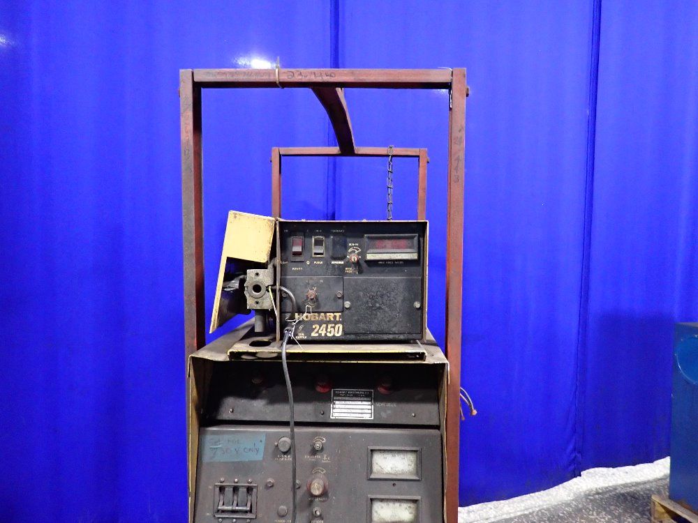 Hobart 300 Amps Welder - Mpi 350