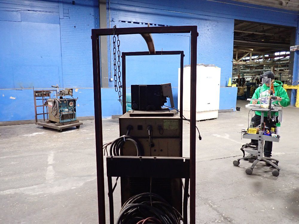 Hobart 300 Amps Welder - Mpi 350