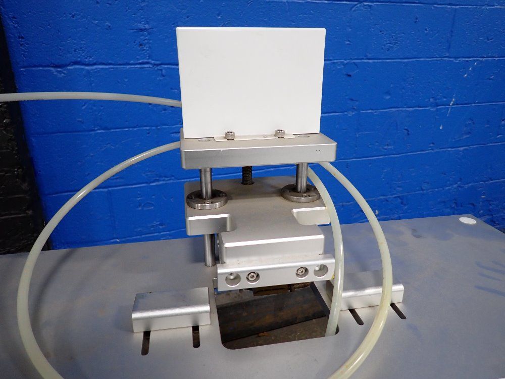 Xinje Punching Machine